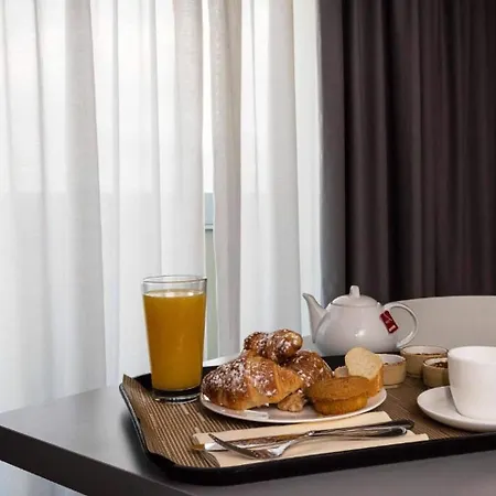 Jr Gigli Firenze 4* קלנצאנו
