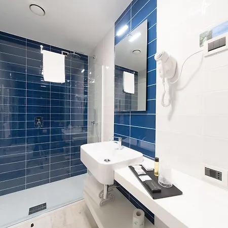 Jr Gigli Firenze מלון 4*