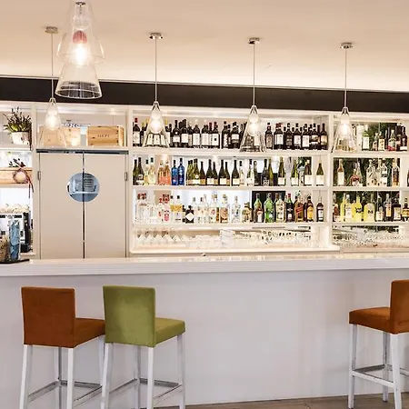 Jr Gigli Firenze מלון 4*